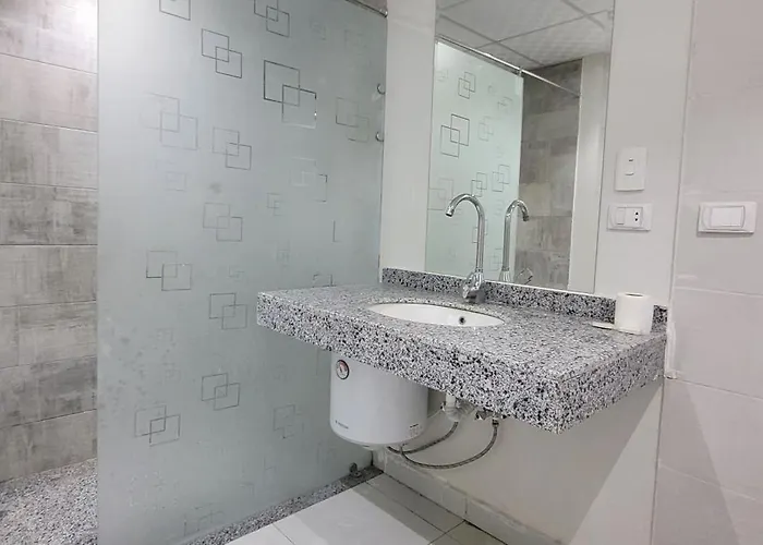 Excellent 5 Minutes From Downtown, Front Free Wifi