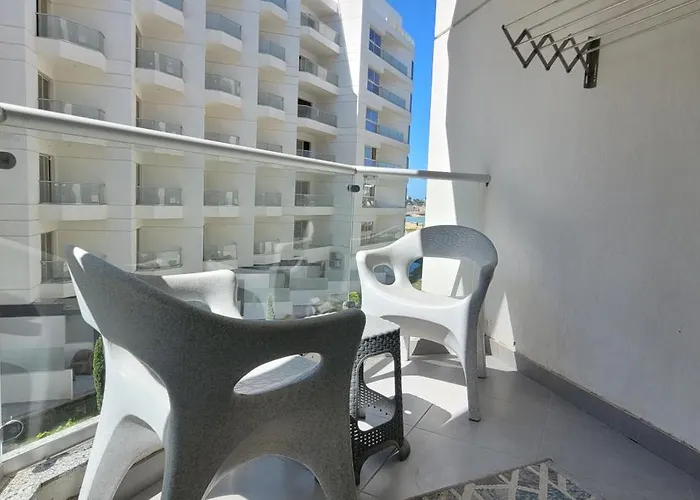 Excellent 5 Minutes From Downtown, Front Free Wifi
