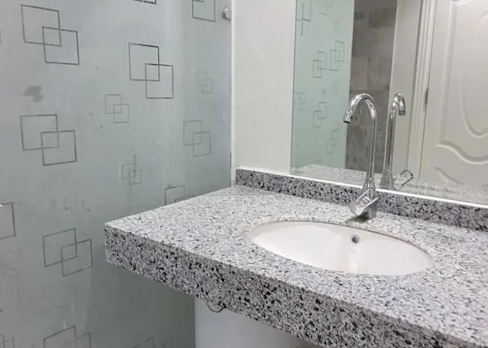 Apartment Excellent 5 Minutes From Downtown, Front Free Wifi *